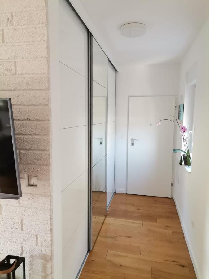 Апартаменти Apartman Rita Макарська Екстер'єр фото